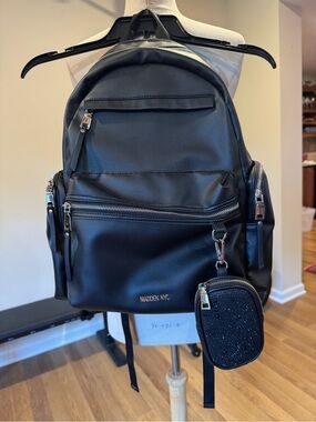 Madden NYC medium/large  black backpack